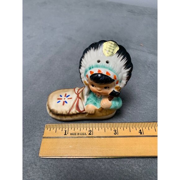 Vintage Native American Child Salt Shaker Moccasin 1960s Japan - Picture 12 of 13